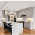 Satco S21712 5 Watt; A19 LED; Clear; 2700K; Medium base; 120 Volt; 4-Pack - Image 2